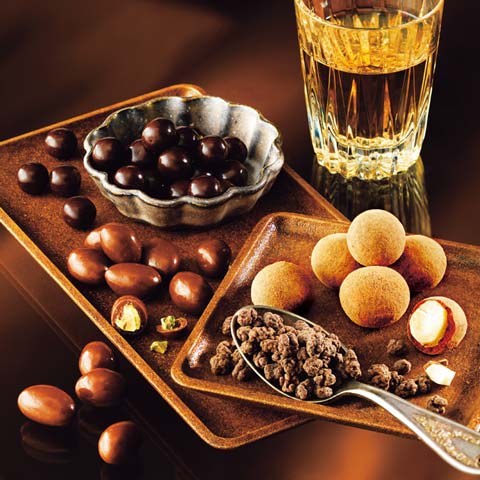 ウイスキーの肴(あて)｜ロイズ（ROYCE'）公式 - チョコレート・お菓子 ...